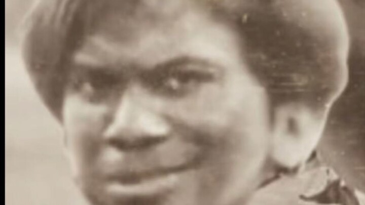 Kun Kun: Kalian, para pengikut hitam, masih makan manusia nggak?