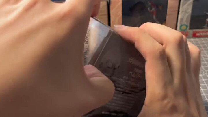 كيف كانت ألعاب "أوتمان" التي صنعتها شركة "بانداي" قبل 27 عامًا؟ مرحباً بكم في تقييم وتفريغ علبة سلسل