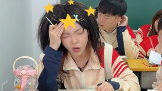 Hari ini adalah gadis dengan rasa stroberi yang manis (berkeringat)