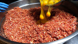 เบอร์เกอร์โฮมเมดชิ้นแรกของชุนชอน วัตถุดิบทำเองทั้งหมด - อาหารข้างทางเกาหลี