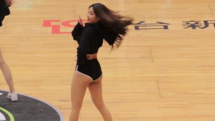 210228 中场啦啦队