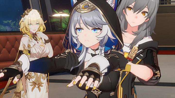 Families, I caught a cat stealing stuff!