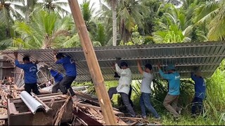 1001 Tổ Ấm Khương Dừa.! Các chú từ thiện làm hàng xóm bắt ngờ nhà Bé Phụng cất buổi sáng là xông