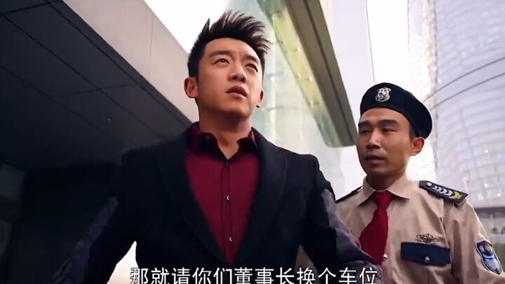 ฉันมีเบื้องหลังที่เหนือกว่าเขา ฉันยิ่งเฟี้ยวกว่าอีก! ตอนกินหม่าล่าถัง ฉันสั่งแบบ 20 หยวน แล้วยังต้อง