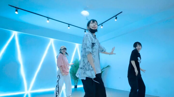 [Xiao Bei Choreography] Qing Lian's "De-dependence" is a simple and happy choreography