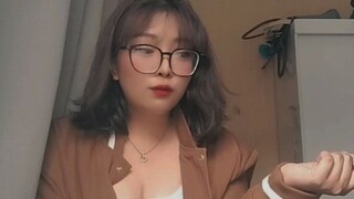 Just tell me sino ba yang kasama mo hahaha