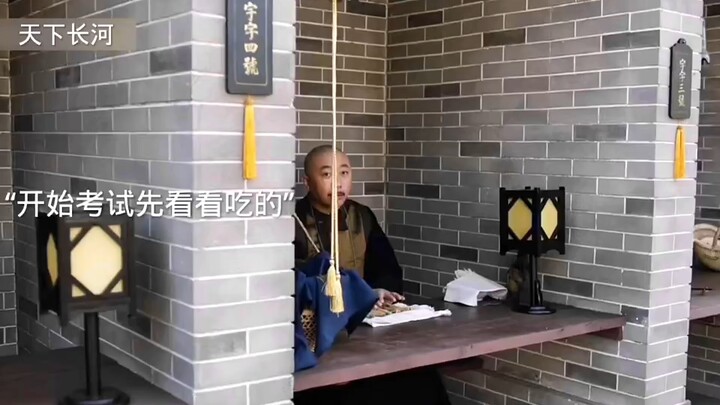 บัณฑิตหนุ่มเข้าร่วมการสอบจอหงวน กลับกินไปเรื่อยๆ จนคว้าตำแหน่งทันฮวาไปได้สำเร็จ!