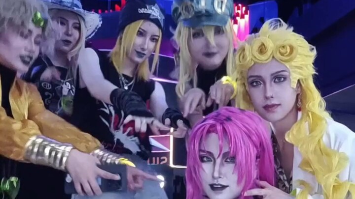 【JOJO】We have a great blonde party today, guess who is not invited