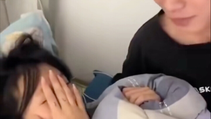 Tôi nhớ thầy giáo chúng tôi ngày xưa từng nói với các bạn nữ: “Dù em không kén chọn người, thì cũng 