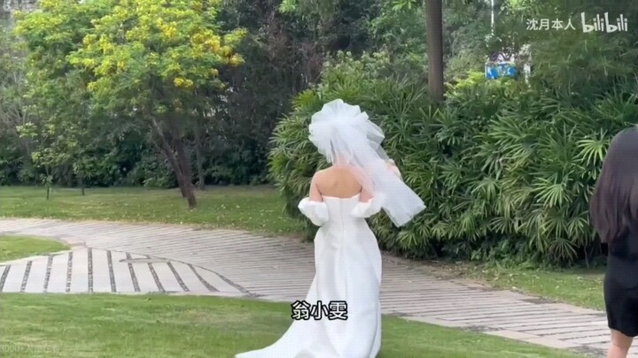 การเปลี่ยนฉากนี้ โอ่งเสี่ยวเหวินร้องไห้ฮือๆๆๆๆ