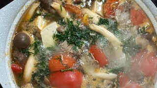 canh nấm thì là. món canh thanh đạm.