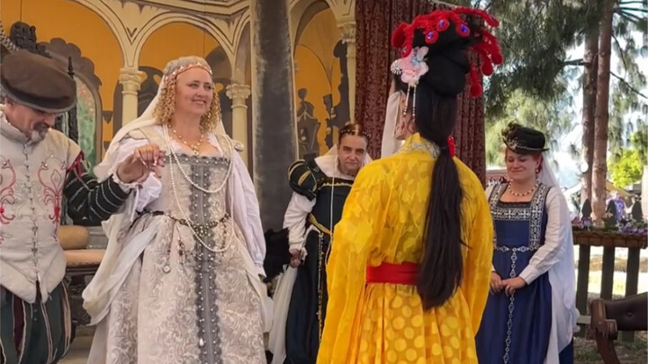 When Chinese style meets Western Renaissance Festival