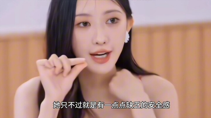 Cù Tịnh Nghi thật đỉnh, là nữ hoàng trên sông Seine!!