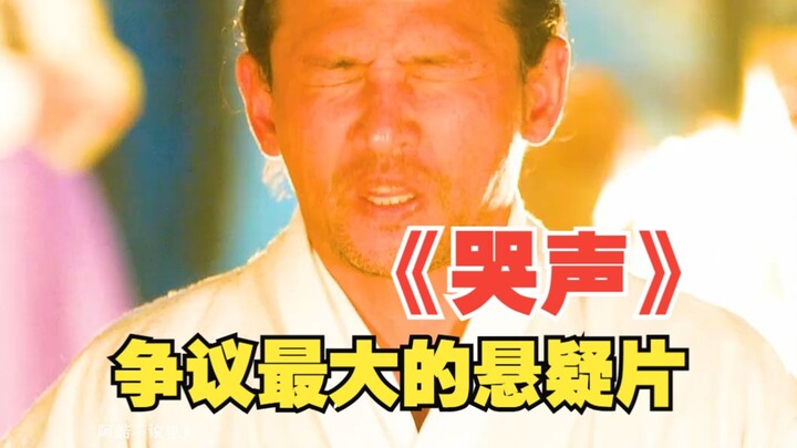 父亲偷偷掀开女儿的被子