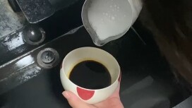 第一次拉花(酱油+洗洁精)