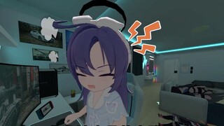 Email: Anda termasuk kelompok yang mana?