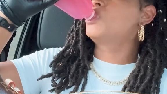 🥰