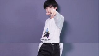 【سونغ يا شوان】وقت حصة الرقص مع المعلم سونغ الصغير_تحدي الرقص بوضع الشاشة المنقسمة