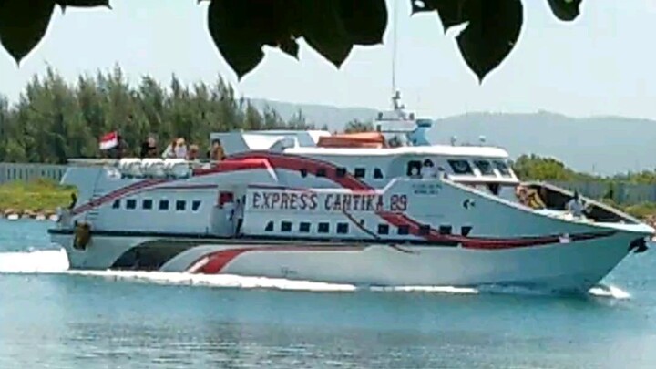 pelabuhan uleelheu