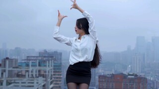 刺激！38楼蹦迪且要素过多的Thumbs Up
