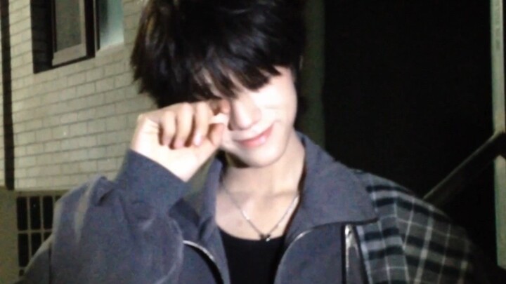 【หวังลู่เจี๋ย】นักเต้นกลางคืน เต้นคลื่น cha