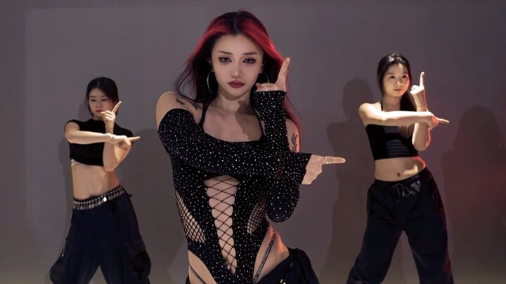 Aku suka banget "Buttons" karya Dajue yang super hot dan cantik! ! ! Koreografi Diezi 【Koreografi Or