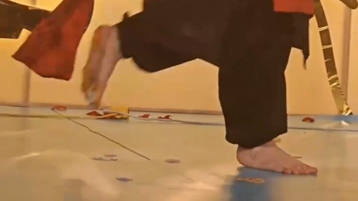 Siapa bilang kaki bau tak sedap di tengah malam!