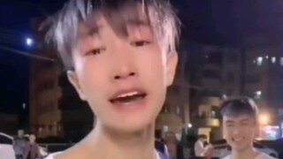 《社  会  抽》豆瓣评分8.2