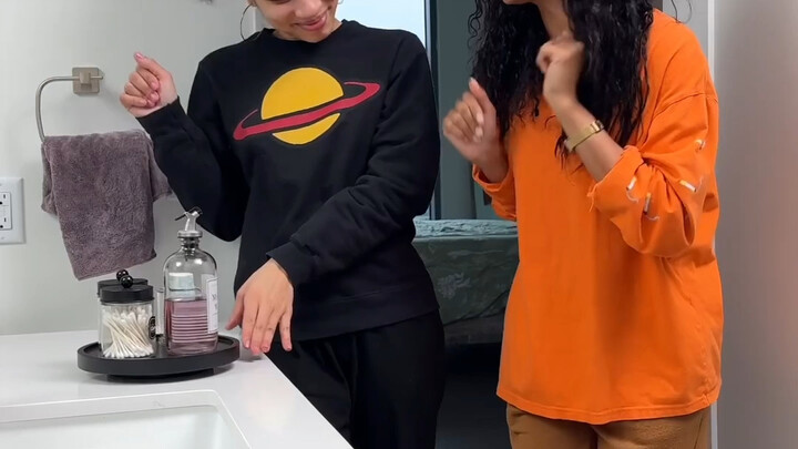 مواضيع الحديث بين النساء مقابل مواضيع الحديث بين الرجال