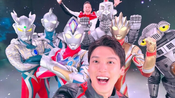 [Ultraman Dekai] - Beberapa foto di balik layar dari kehidupan bahagia dan aktif para aktor utama: M
