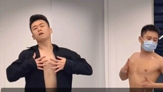 You can't imagine the joy of ordinary people dancing "SAVAGE" with male Bodhisattvas