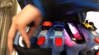 Saya adalah seorang Kamen Rider sepuluh tahun yang lalu [klip pendek dari masa sekolah menengah saya