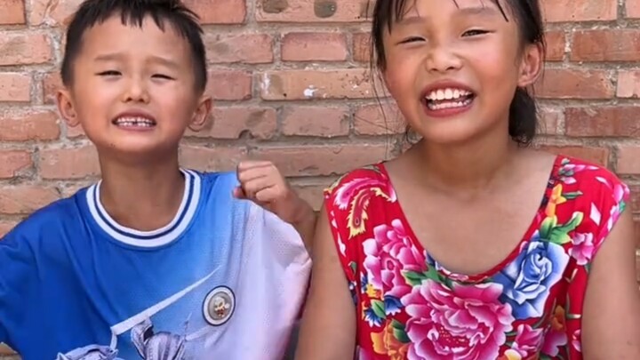 ทำไอติมแท่งเล็กหลากสี