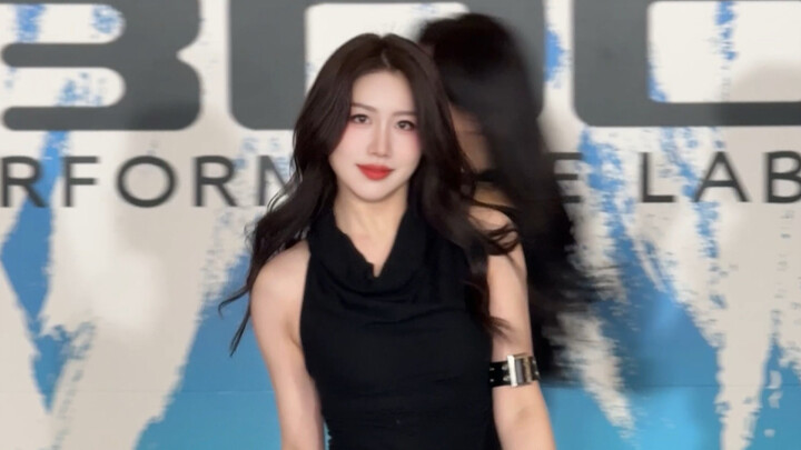 อย่าไปยุ่งกับสาวแต่งดำทั้งตัว! ลาก่อนที่รัก—มิส เอ