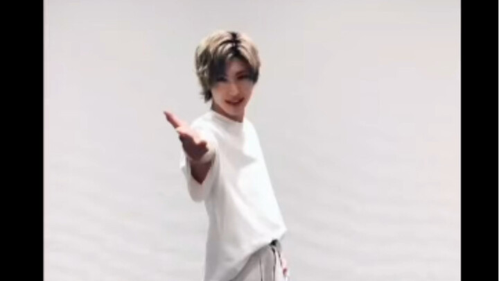 Đây là Masaki Aiba mà tôi chưa từng xem đó! Nhìn Anh Jang nhảy điệu nhảy của Quán quân toàn năng này