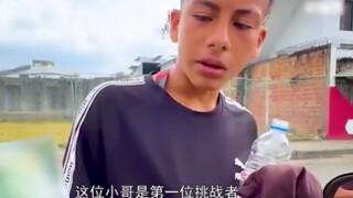 用一百块来测试路人的反应，结局太温暖了！