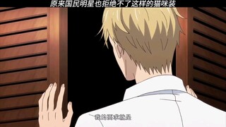 原来国民明星也拒绝不了这样的猫咪装
