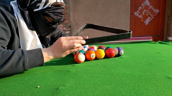 Make a pool table with 200 yuan