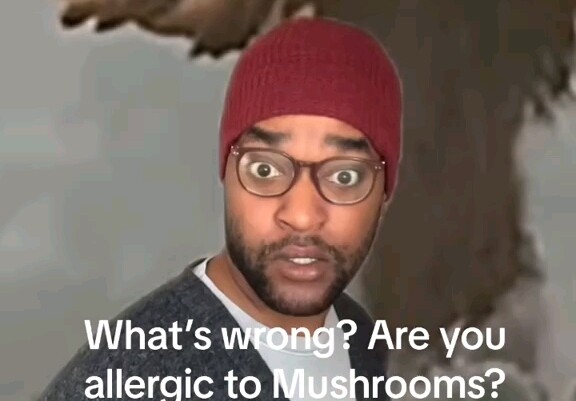 When you crack an inappropriate joke, it’s like…😂 The most important thing is to make a quick getawa