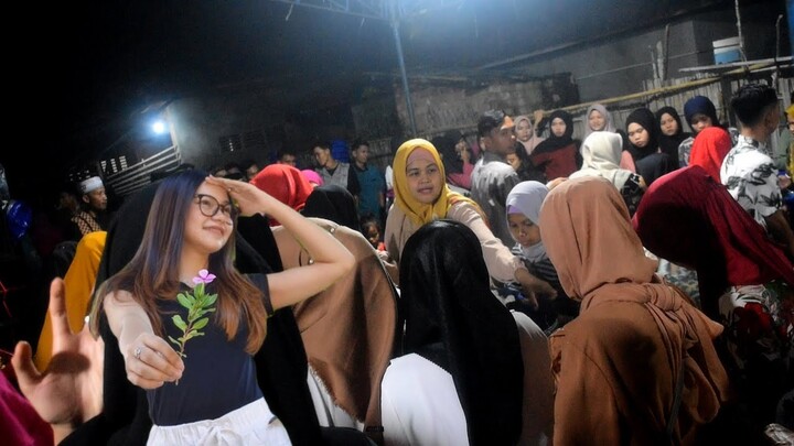 HIBURAN KAMI DI DESA PELEMPANG TEMPAT IBUNYA RARA LIDA