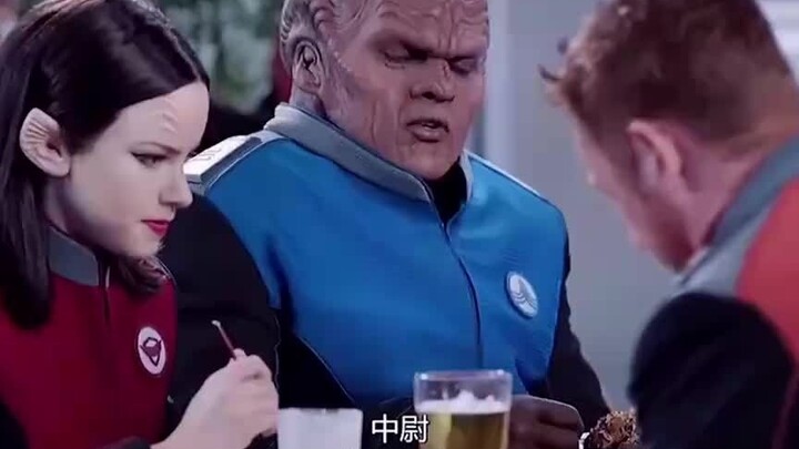 ستار سيتي: يا إلهي، حتى لو كان الفضائيون يأكلون الصبار، يشعرون وكأنهم يأكلون ستيك! كم هذا مضحك!