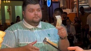 土耳其冰淇淋，换我也不给钱 NND