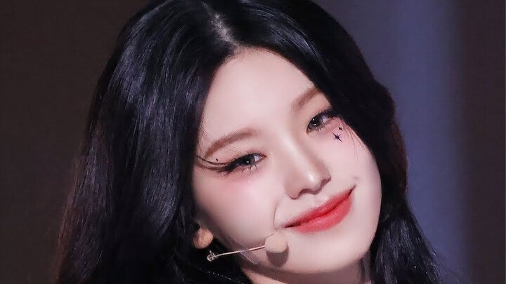 [ภาพตรงแนวตั้ง] ITZY Huang Lizhi'GOLD' MBC241026