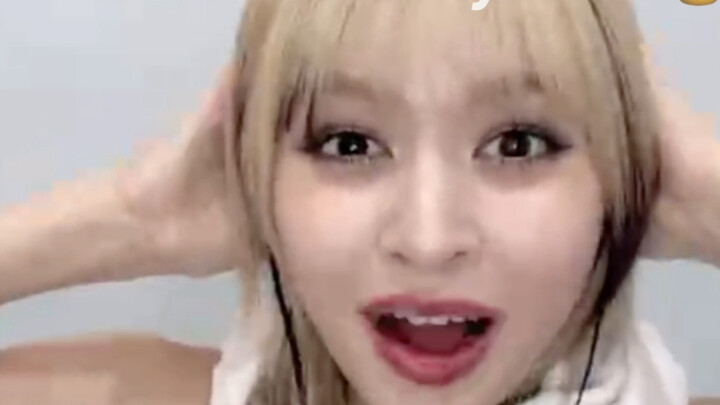 When my friend and I had back-to-back signing events, they ended up piling all the work on me.