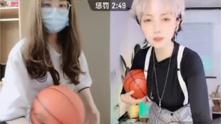 两个小母鸡都爱打篮球吗？