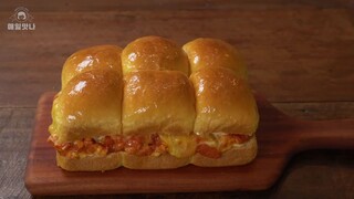 Milk Rolls and Easy Chicken Burger Recipe by 매일맛나 delicious day