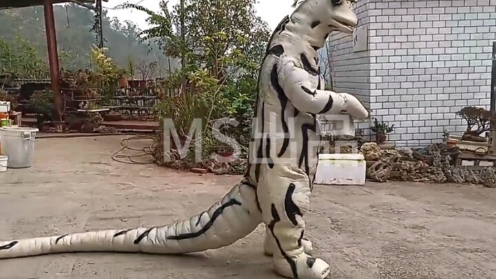 ทำเอเล่คิงเอง สนุกๆ ดูเพื่อความบันเทิงเท่านั้น