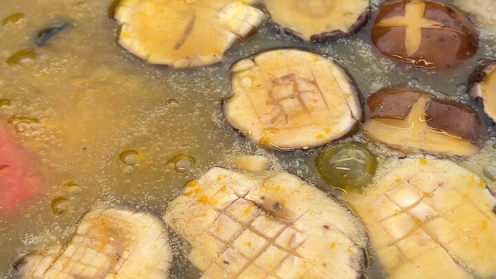 Anh em ơi, nếu chưa từng ăn Phật Đảo Tường thì hôm nay anh bày hẳn một nồi lớn Phật Đảo Tường nước d