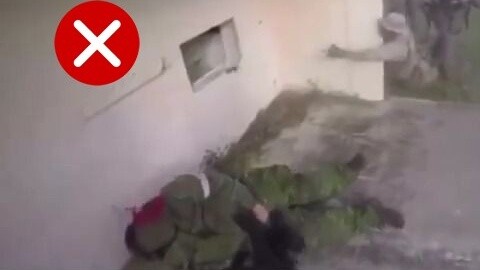 Tại sao anh lại ném nó vào tay tôi! ! !