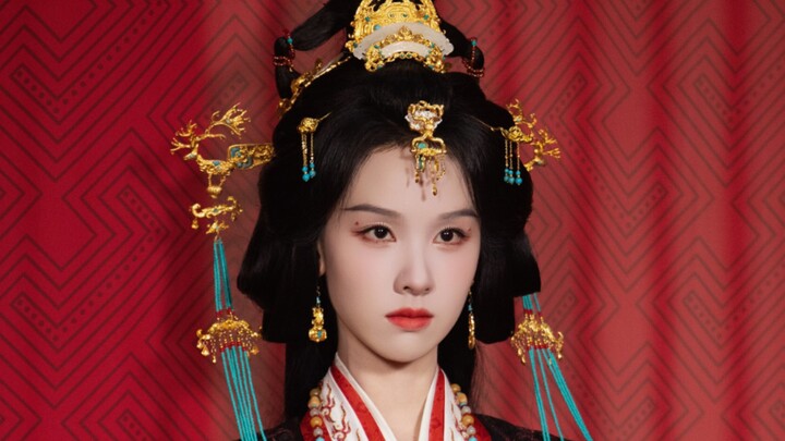 งาน Qiaochu ครั้งนี้สุดยอดมาก!!! เครื่องแต่งกายโบราณของ Chen Duling นั้นน่าประหลาดใจเหมือนเคย ราชวงศ